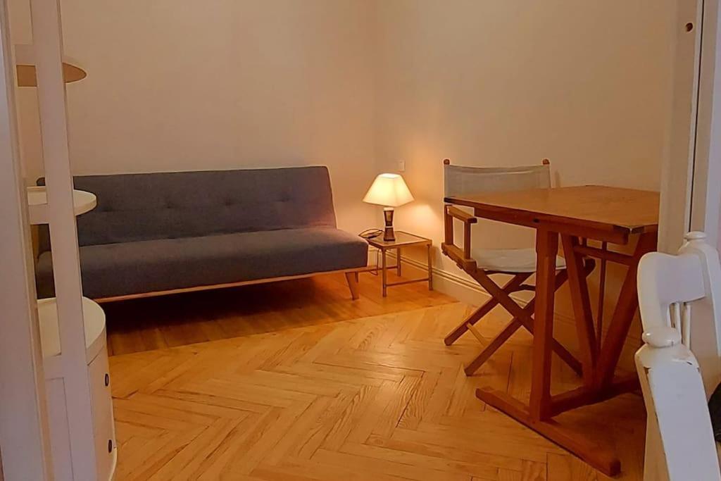 Le Spacieux Du Centre Apartment Agen Luaran gambar
